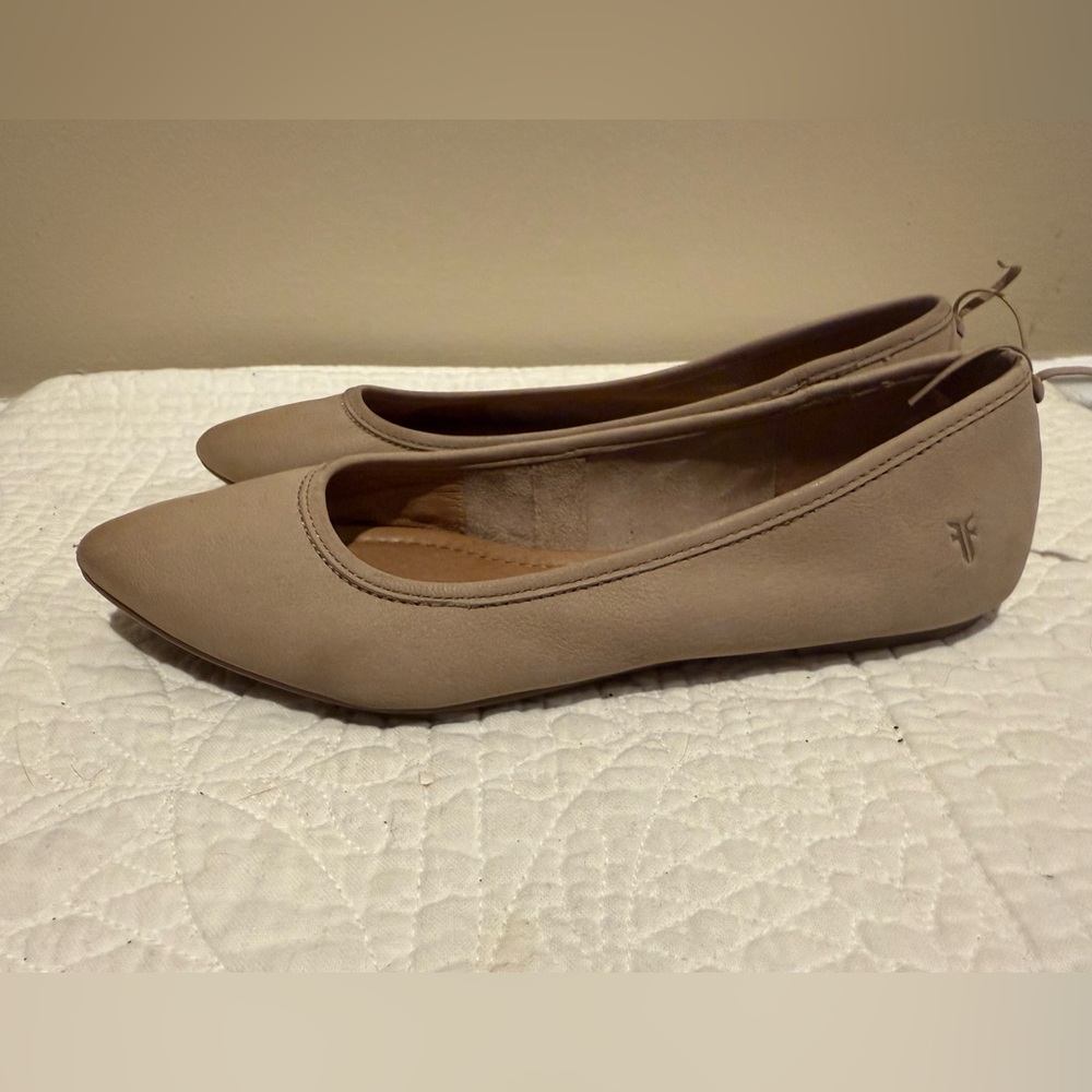 Frye Women's Taupe Pointed Toe Ballet Flats